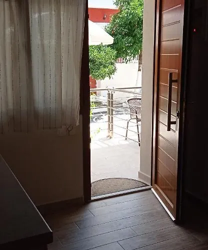 Ethra Luxury Lägenhet