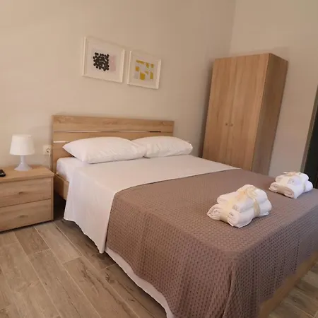 Ethra Luxury Apartament