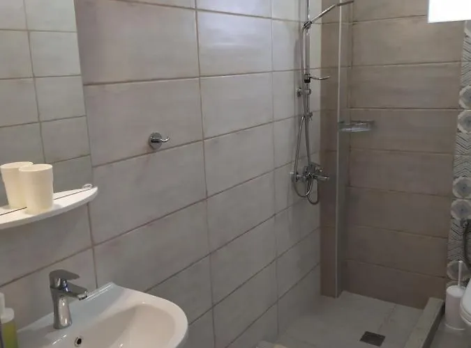 Ethra Luxury